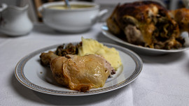 Kuře s nádivkou podle Marie-Janků Sandtnerové