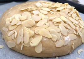 Celozrnný špaldový mazanec