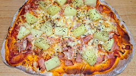 Domácí pizza Havaj