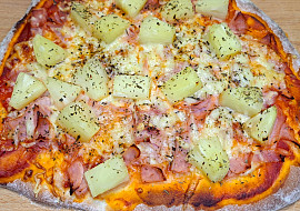 Domácí pizza Havaj