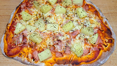 Domácí pizza Havaj