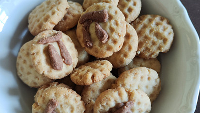 Jednoduché máslové sušenky, Pekla jsem do školy na oslavu Dne pí.