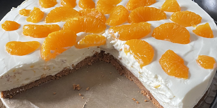 Nepečený cheesecake s ovocem