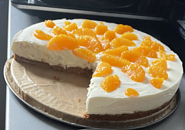 Nepečený cheesecake s ovocem