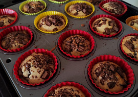 Recept na rychlé muffiny s kousky čokolády