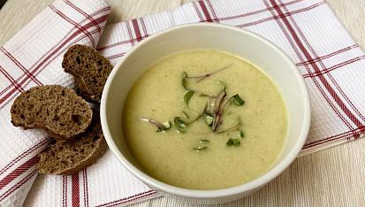 Cuketová krémová polévka