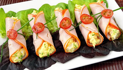 Debrecínka s vajíčkovým salátem