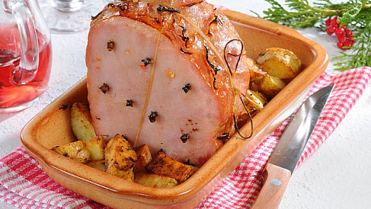 Irská medová šunka s hřebíčkem