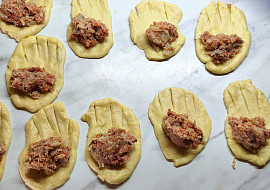 Nadýchané plněné rohlíčky