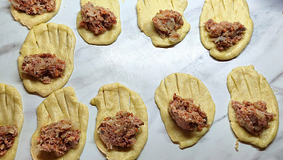 Nadýchané plněné rohlíčky