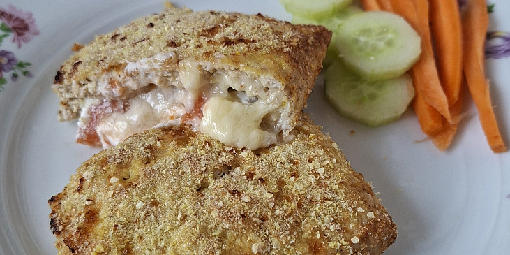 Plněná kuřecí kapsa