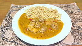 Tokáň z kuřecího masa se smetanou