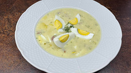 Vaječno - bramborová polévka s koprem