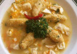 Vánoční rybí polévka s citronovými knedlíčky