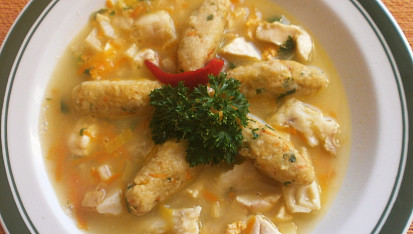 Vánoční rybí polévka s citronovými knedlíčky