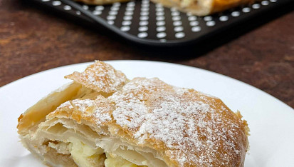 Závin z listového těsta s pudinkem a ovocem