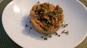 Bulgur s houbami, fazolemi a hráškem