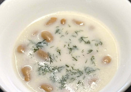 Fazolová polévka (Nie je veľmi fotogenická, ale skvelá! Snáď foto neurazí.)