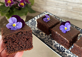 Kefírová buchta s celozrnnou moukou