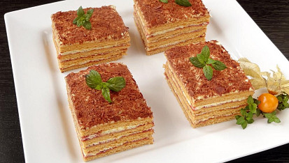 Křehké medové kostky