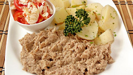 Masové hašé se smaženou cibulkou