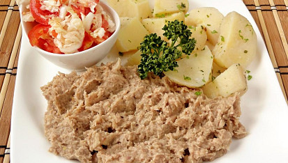 Masové hašé se smaženou cibulkou