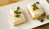 Tvarohové řezy s bílkovým sněhem