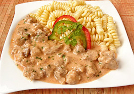 Vepřová kýta v omáčce s nivou