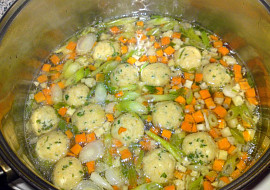 Nivové knedlíčky do polévky