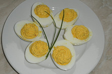 Vajíčka s křenovými žloutky
