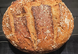 Domácí chléb se sušeným droždím