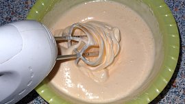 Nadýchaná banánová roláda