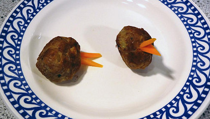 Ptačí hnízdo z mletého masa a špaget