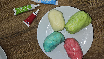 Rychlý mléčný marcipán