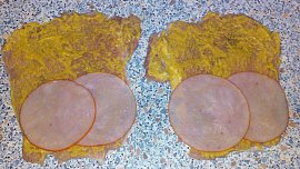 Smažené plněné kotlety s debrecínkou