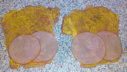 Smažené plněné kotlety s debrecínkou