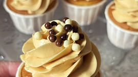 Karamelový krém na dort