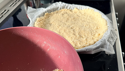 Drobenkový koláč s jablky