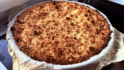 Drobenkový koláč s jablky