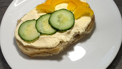 Jemná brynzová s tvarohem a česnekem, Dávam iba cesnak obyčajne. Často medvedí.