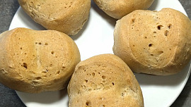 Pšenično - žitné dalamánky s omládkem