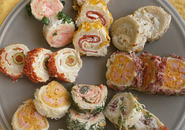 Roládky z toastového chleba