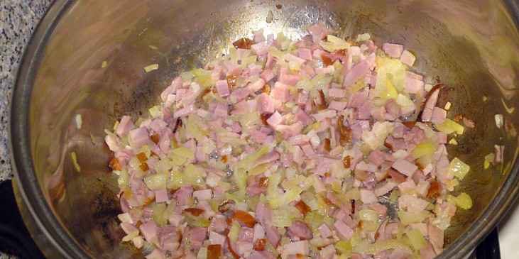 Zapečené flíčky s kysaným zelím