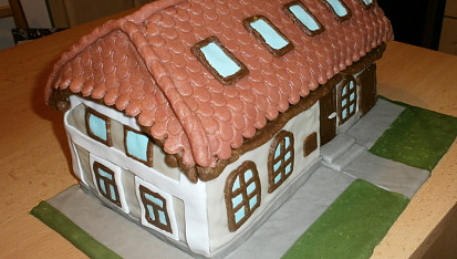 Bebe s marcipánem - dort domeček