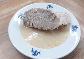 Česneková pečeně v mléce