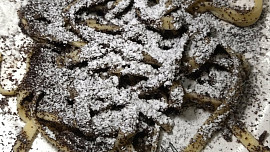 Domácí nudle s mákem