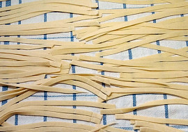 Domácí nudle s mákem