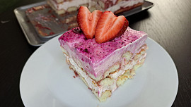 Jahodové tiramisu II