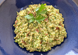 Krémová tarhoňa se špenátem