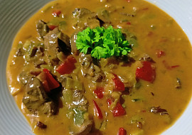 Polévka z králičích jater se smetanou